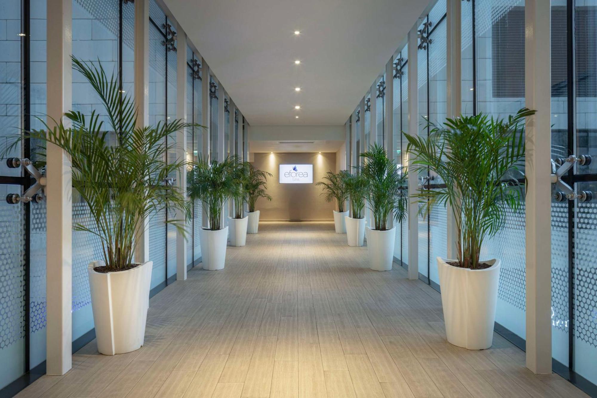 Hilton Batumi Hotel Luaran gambar Interior of the hotel